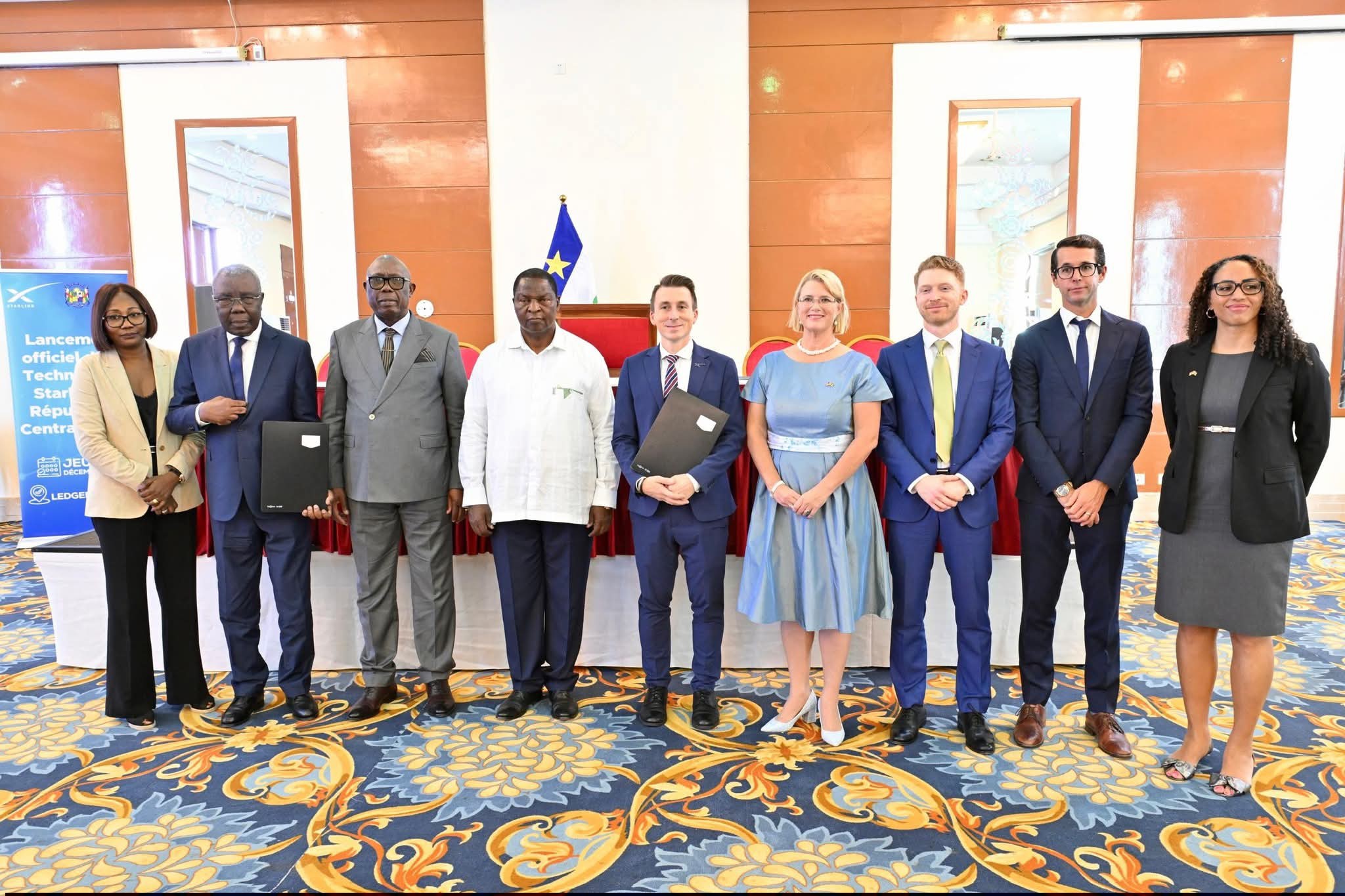 LANCEMENT OFFICIEL DES ACTIVITÉS DE STARLINK EN CENTRAFRIQUE 599933021 1426786679447679 2629379733789858558 n